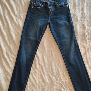 Skinny jeans
